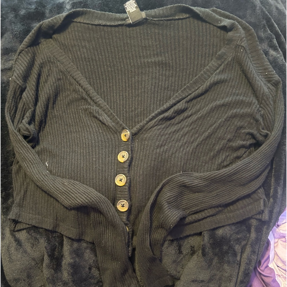 black short cardigan sweater